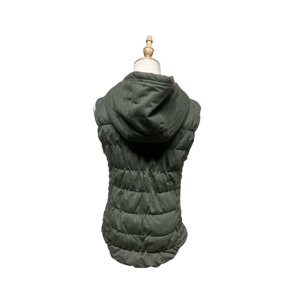 Blanc Noir Quilted Hooded Vest - Picture 3 of 8